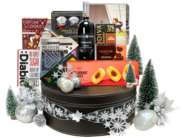 Christmas Gift Hamper - Christmas Fancy Chocolate Gift Hamper M4 - L76603386 Photo