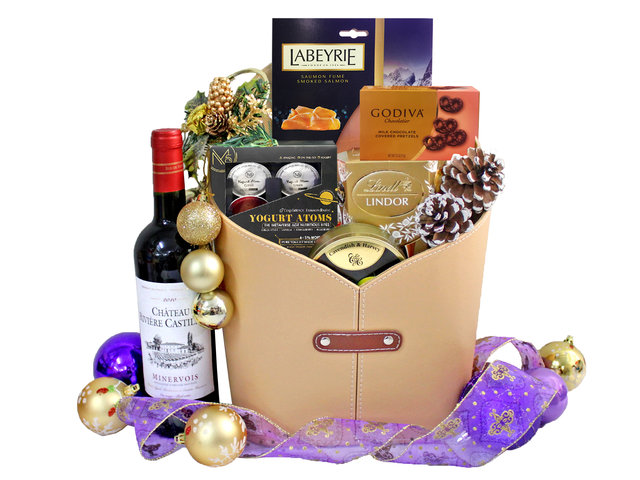 Christmas Gift Hamper - Christmas Fancy Wine And Food Gift Hamper H36 - L97049 Photo