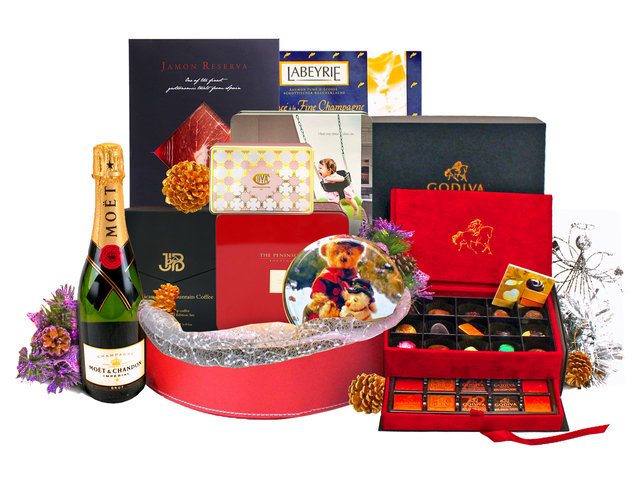 Wine n Food Hamper - Christmas Luxury Permium Wine And Chocolate Gift Hamper U - L19276 Photo